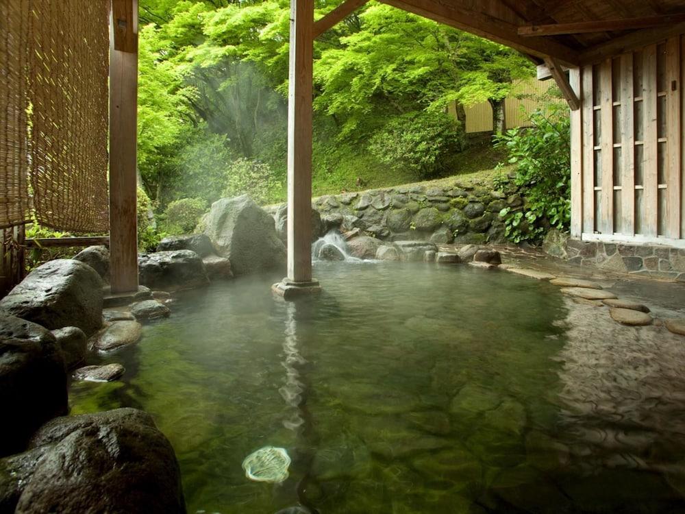 Ryochiku Bettei Hotel Beppu Exterior photo